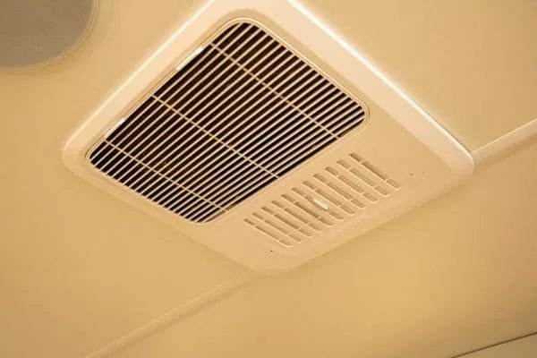 “Energy-Efficient RV Air Conditioners: Save Money and Stay Cool”